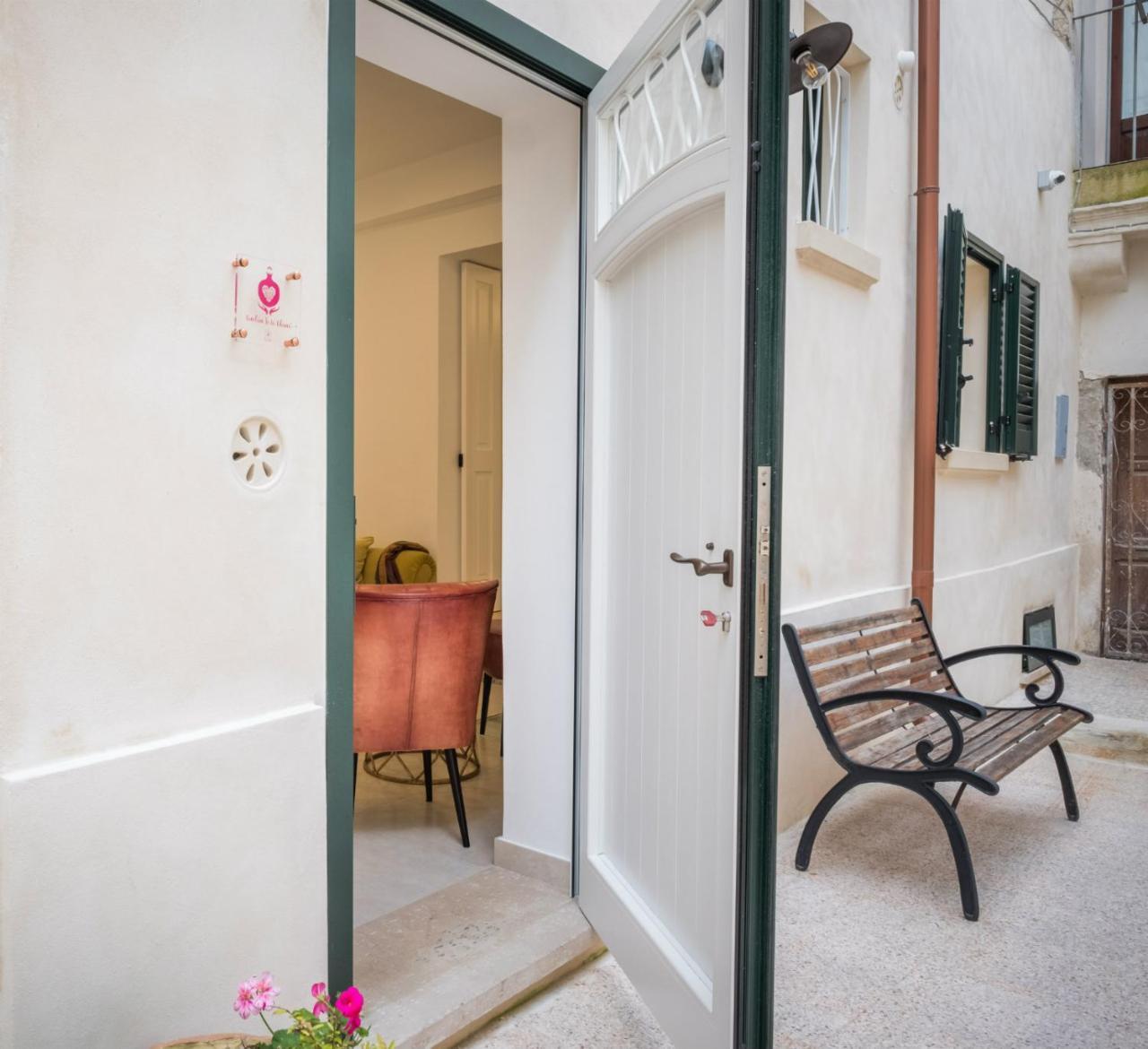 Amate Suite Lecce Ngoại thất bức ảnh